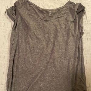 Women’s workout shirt